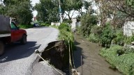 Socavón en el Río Verdiguel mantiene en alerta a vecinos de San Andrés Cuexcontitlán
