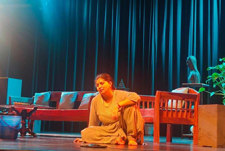 Rangyug’s Dogri Play “Chanchlo” Raises Funds for Flood Victims