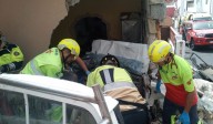 Dos heridos graves tras chocar un coche contra una vivienda en Candelaria