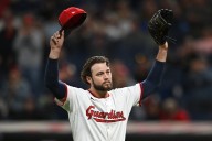 Deadspin | Royals aim to shake off ugly opener against Guardians