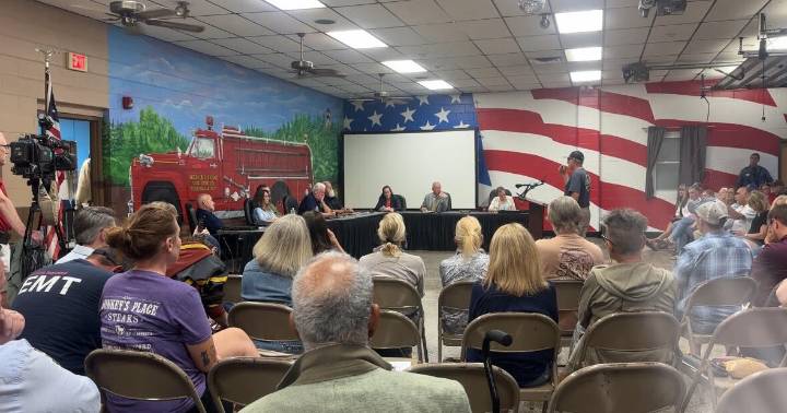 Tabernacle Township, New Jersey, residents applaud temporary reprieve for rescue squad after tense meeting