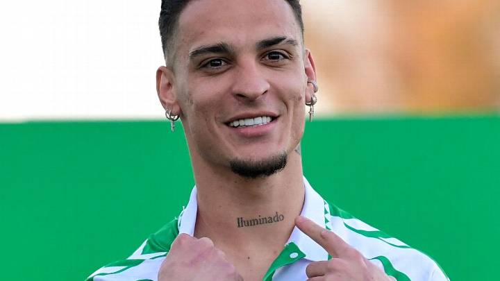 Real Betis to launch Antony neck tattoo clothing line