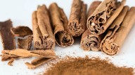 Cómo preparar agua de canela con beneficios antiflamatorios y bajar el colesterol