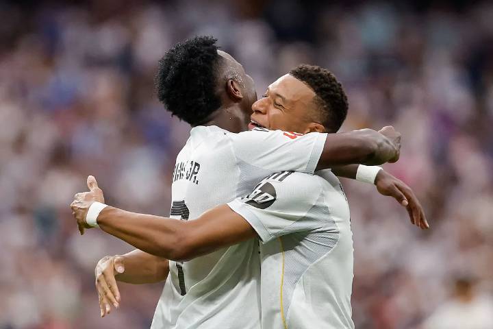El Madrid no frena, domina al Espanyol y es más líder