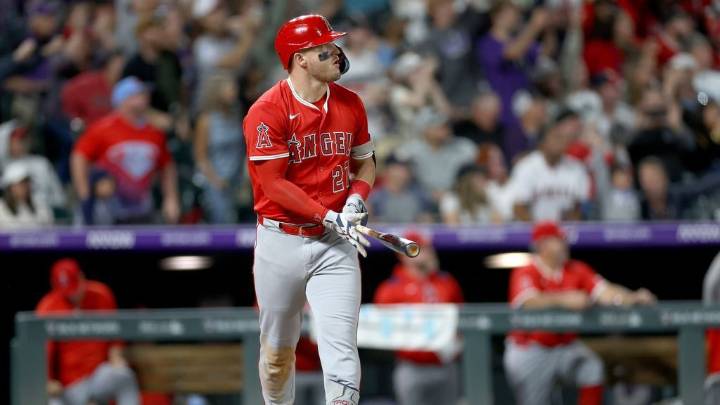 Mike Trout hits towering 485-foot shot for 400th career homer