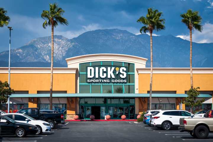How Dick's Can Make The Foot Locker Acquisition Pay Off (NYSE:DKS)