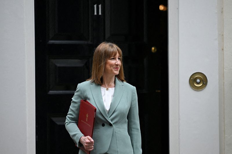 UK's Reeves sets November 26 budget date as markets scrutinise British debt