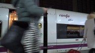 El Sindicato de Maquinistas pide que los trenes AVE vayan más despacio "por imperfecciones en las vías"