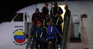 Tribunal rechaza el uso de la ley de enemigos extranjeros para deportar a migrantes venezolanos