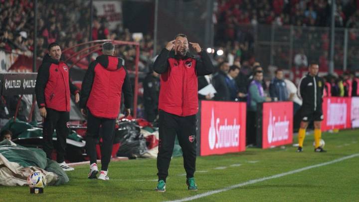 Newell's concentró con un futbolista que vuelve para ser titular, pero falta alguien
