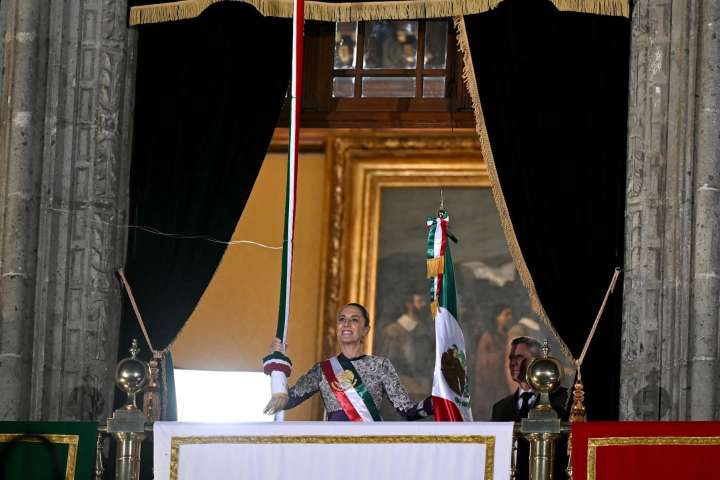 Claudia Sheinbaum encabezó el Grito de Independencia como presidenta de México