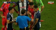 Tarjeta roja Carlos Zambrano: expulsado en Alianza Lima vs U. de Chile por Copa Sudamericana 
