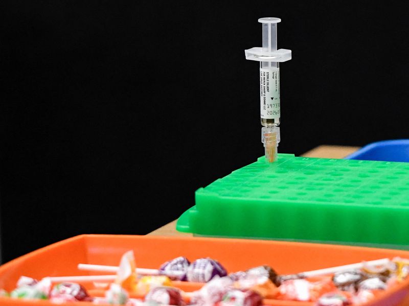 US vaccine panel votes against use of combined measles shot in children under 4