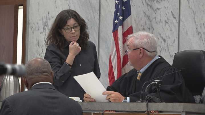 Judge declares mistrial in Dublin murder case of nurse accused of killing wife; may go to retrial in 2026