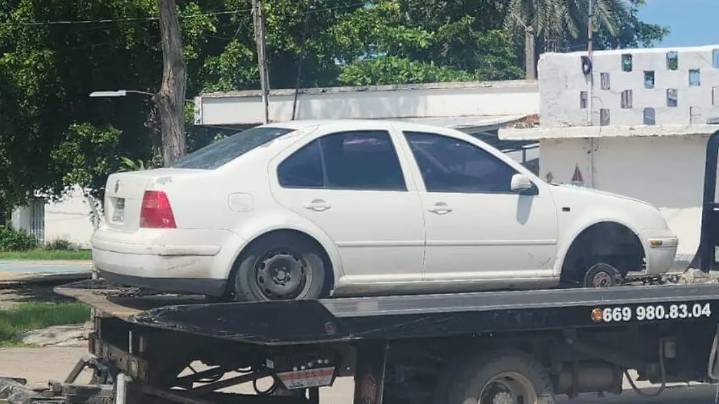 Policía Municipal recupera vehículo robado en el Fovissste Playa Azul