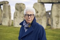 Ken Follett: "Las reglas
represivas sobre el sexo llegaron con la civilización"
