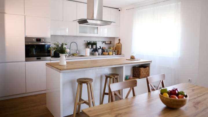 Ask Yourself One Question Before You Add An Island To Your Kitchen