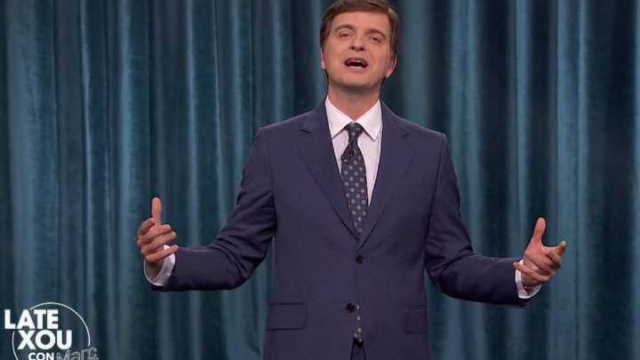 Marc Giró, amenazado con ser despedido tras parodiar al “varón español” y “reírse de los españoles” en su monólogo