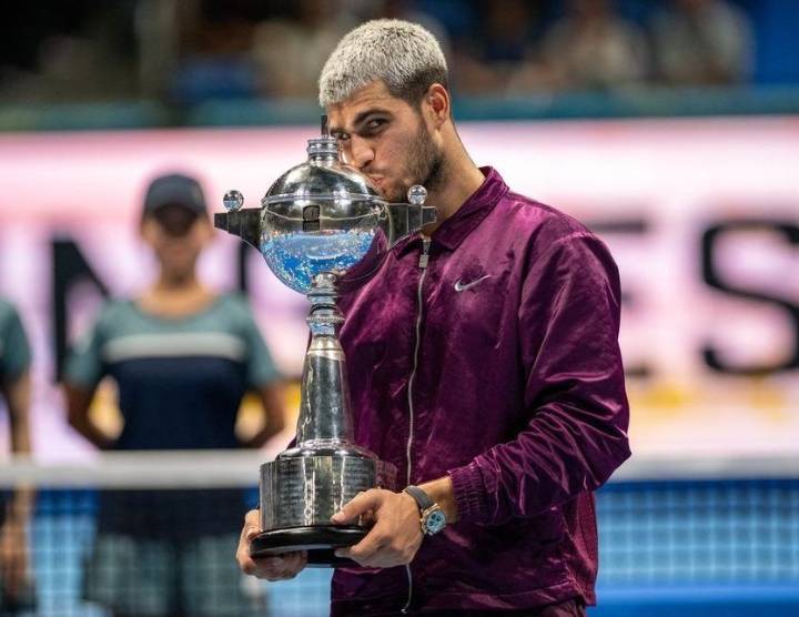 Alcaraz beats Fritz at Japan Open for eighth title of season