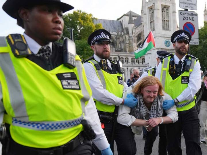 Close to 900 arrested at London protest supporting Palestine Action