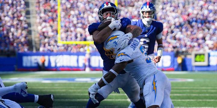 Chargers most to blame for Week 4 loss to Giants