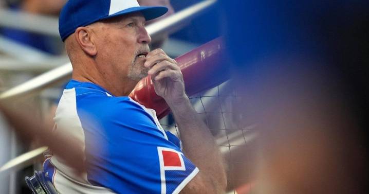 Brian Snitker, who managed Braves to 2021 World Series title, won't return to dugout next season