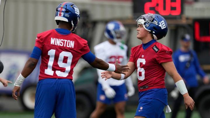 Brian Daboll -- Giants' decision on QB2 will be revealed Sunday