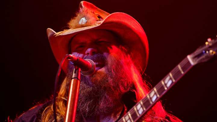 Kentucky's Chris Stapleton picks up three CMA Award nominations