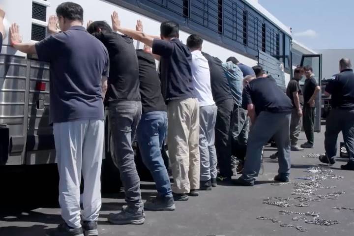 Corea del Sur dice que ha acordado con EE.UU. repatriar a detenidos en planta de Hyundai