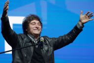 Milei desplazó de la campaña a “Lule” Menem y empoderó a Santiago Caputo: el mensaje para recuperar al electorado