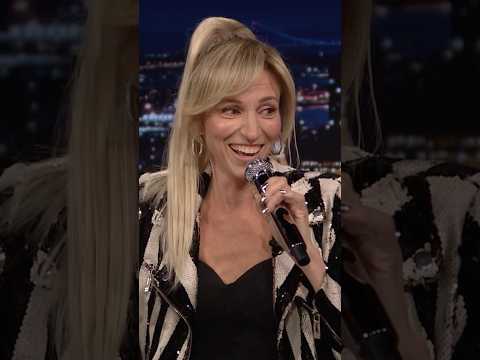 #DebbieGibson shows Jimmy how she used to make music in her garage with a keyboard in the ‘80s!