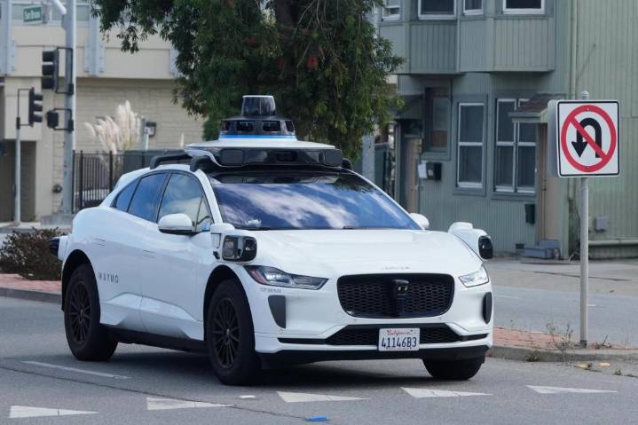 California police pull over a self-driving Waymo for an illegal U