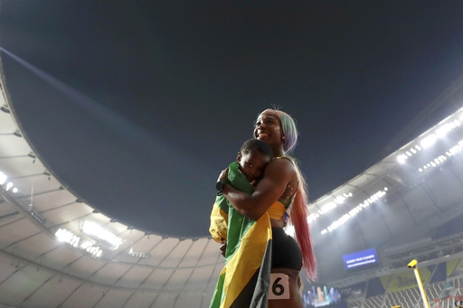 Para Fraser-Pryce, la 'Mommy Rocket', el mundial es su última oportunidad para despedirse