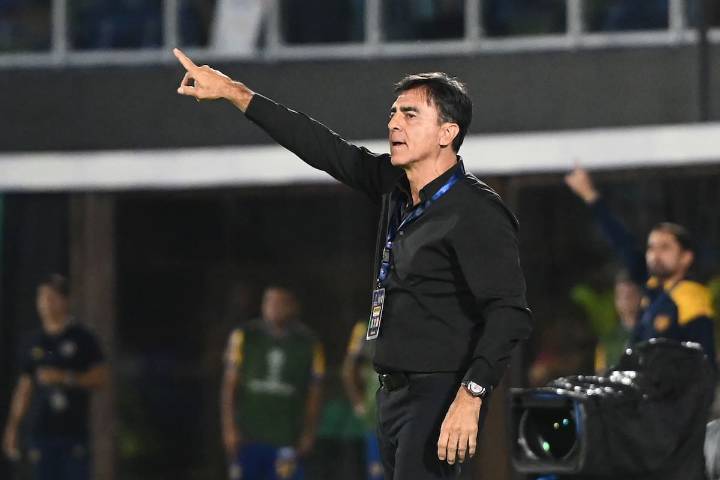 VIDEO. Quinteros recuerda a Colo Colo tras llegar a Argentina para firmar por Independiente