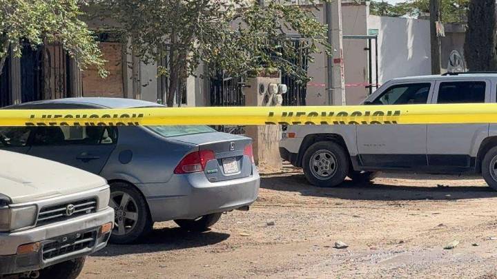 Ejecutan a hombre en la cochera de su domicilio en la Castillo Peraza