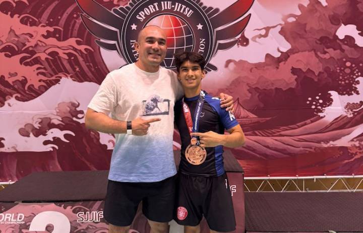 Diego Gómez gana bronce en torneo mundial en Japón