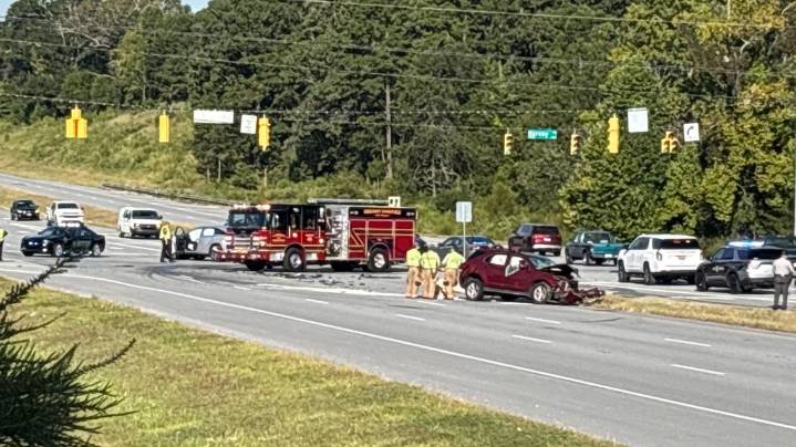 Guilford County EMS, Troopers respond to crash on Harvey Road