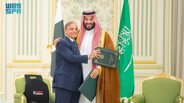 Saudi-Pakistan defence pact includes nuclear program, Pakistan defence minister says