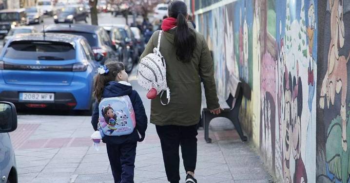El dolor de espalda, entre las consultas habituales en la vuelta a las clases