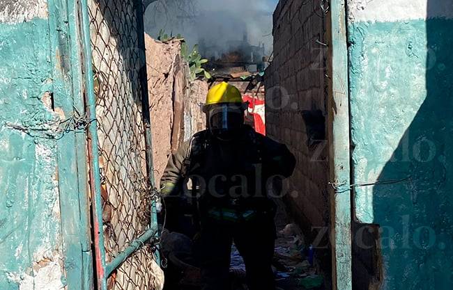 Movilización por fuerte incendio en colonia González Norte