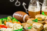 What Are America's Favorite Finger Foods By State?