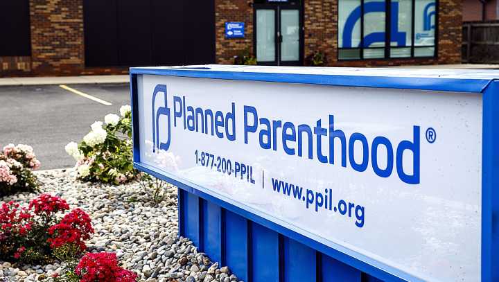 Illinois to see more abortions as Wis. Planned Parenthood hits pause