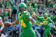 Deadspin | No. 6 Oregon relentless in thrashing of Oklahoma State