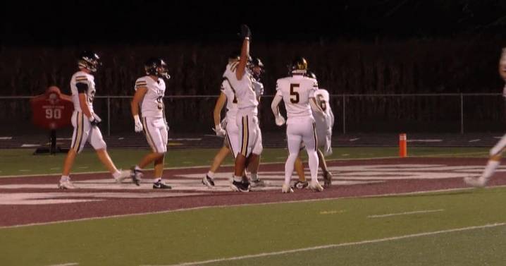 Top ranked Clear Lake whips Independence 43