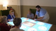 Savia apuesta por una tecnología de terapia interactiva para mejorar la vida con demencia