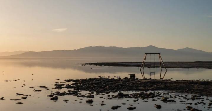The rotten egg smell at the Salton Sea isn’t just a nuisance. It can make people sick