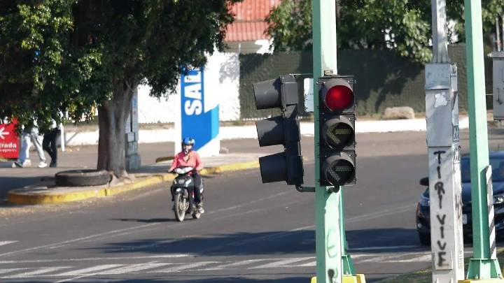 Sedum atiende semáforos dañados en Torreón Nuevo y La Huerta