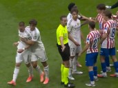 Mastantuono se enojó y recreó un feo gesto de Messi en el clásico entre Atlético y Real Madrid: tiró un pelotazo a la tribuna y lo amonestaron