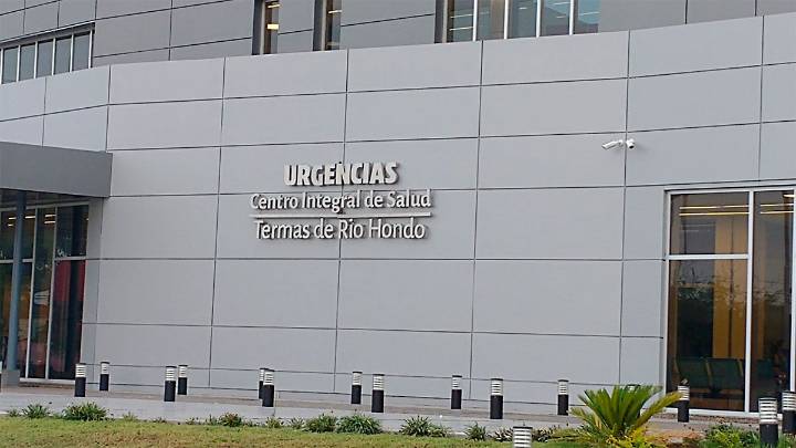 Incendio en una panadería de Termas dejó a dos trabajadores internados por intoxicación