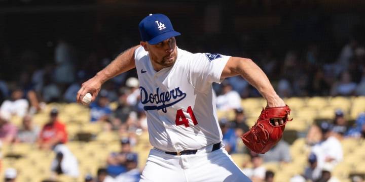 Brock Stewart to have shoulder surgery, done for 2025